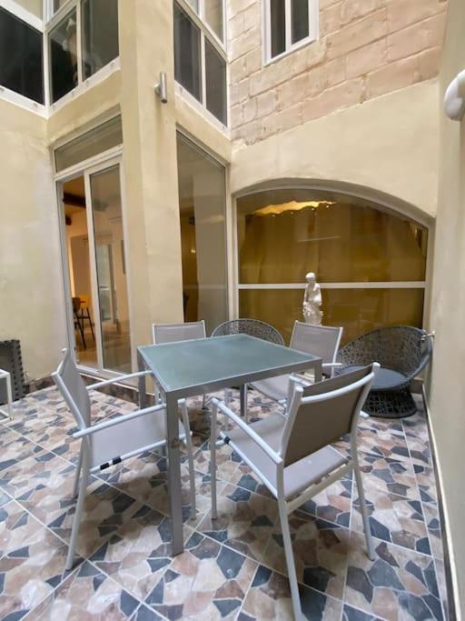 Vallettadreamsuites Groud Floor Shared Sea View Rooof Terrace Exterior foto